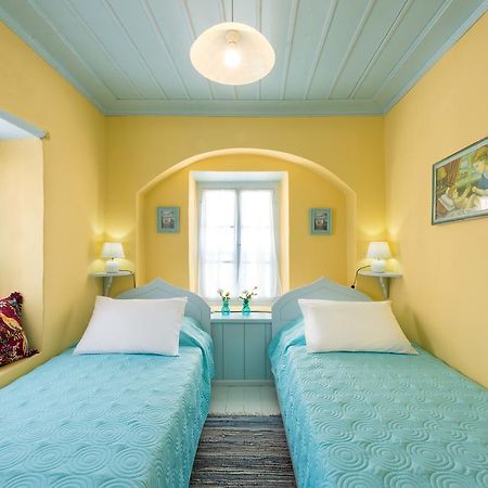 Giorgos' Old Story 2Bed Stone House With Private Hamam In The Old Town Villa Rhodes City Bagian luar foto