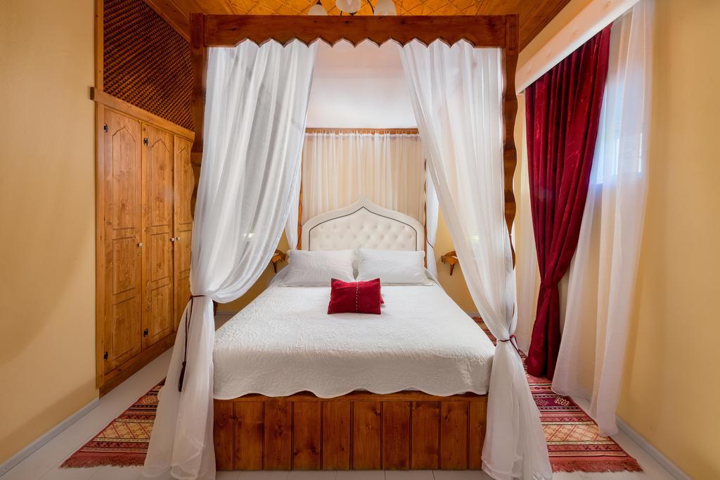 Giorgos' Old Story 2Bed Stone House With Private Hamam In The Old Town Villa Rhodes City Bagian luar foto