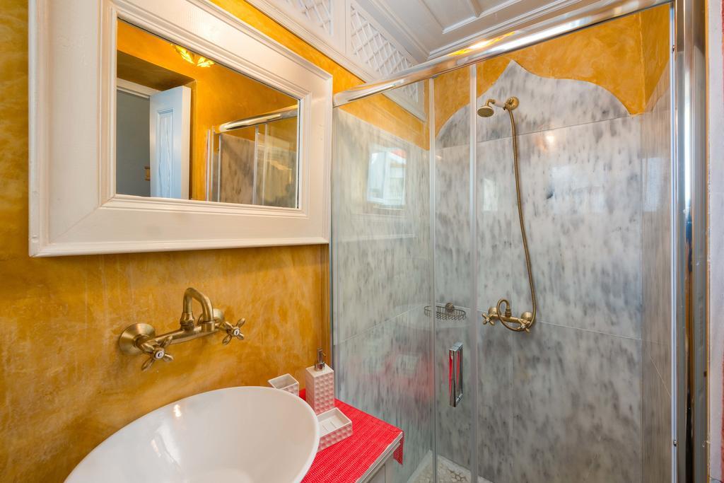 Giorgos' Old Story 2Bed Stone House With Private Hamam In The Old Town Villa Rhodes City Bagian luar foto