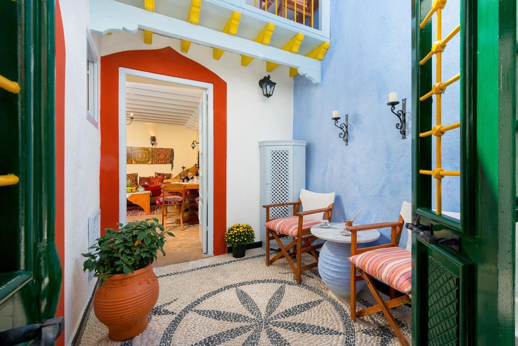Giorgos' Old Story 2Bed Stone House With Private Hamam In The Old Town Villa Rhodes City Bagian luar foto